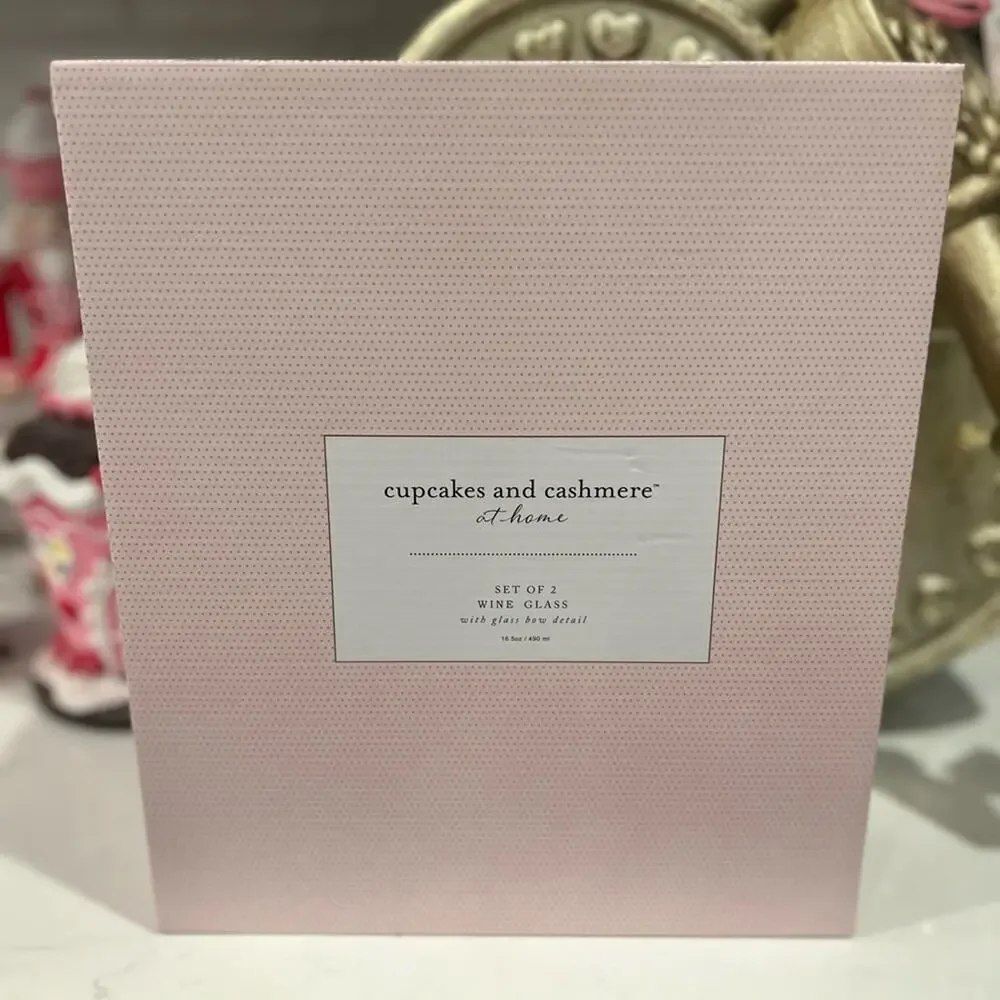 Viral Cupcakes & Cashmere Iridescent Bow Wine Glass Set Pink Coquette